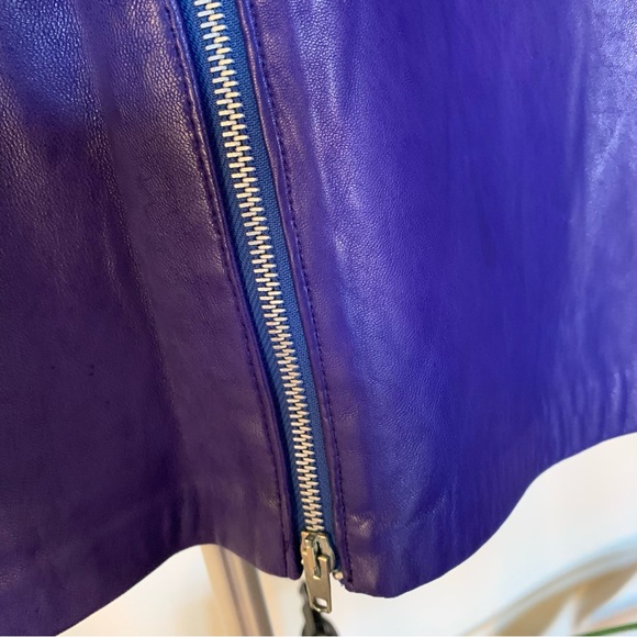 Vintage Supple Purple Leather Skirt Sz. 4 Rayon lined 24” waist - Picture 7 of 10